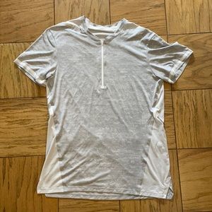 Lululemon Metal Vent Tech Short Sleeve *Zip